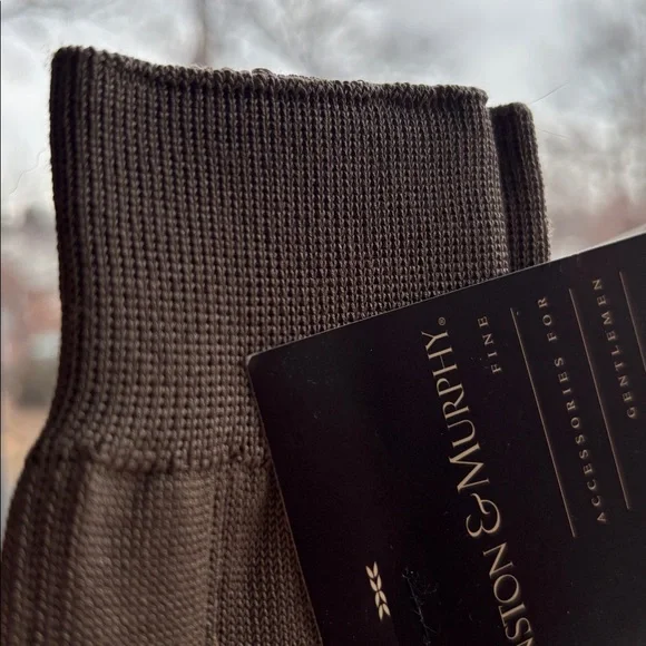 NWT Johnston & Murphy over the calf socks in taupe - Picture 7 of 12